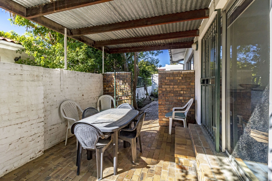 5 Bedroom Property for Sale in Lochnerhof Western Cape